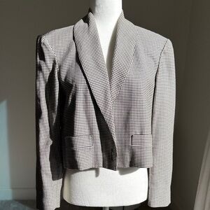 Vintage  Black and White cropped Houndstooth blazer